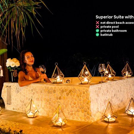 Bubble Hotel Nyang Nyang - Adults Only Улувату Екстер'єр фото