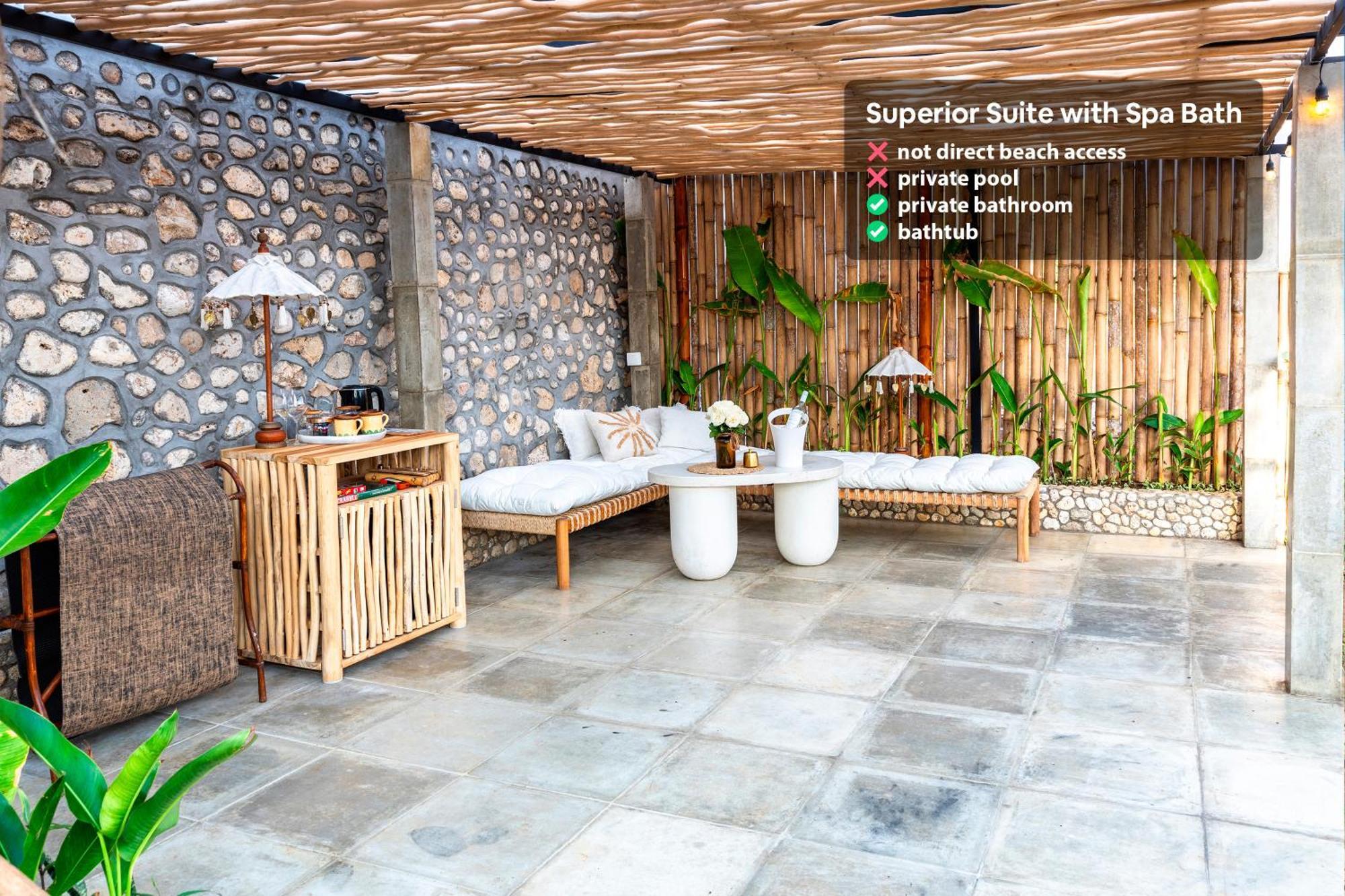 Bubble Hotel Nyang Nyang - Adults Only Улувату Екстер'єр фото
